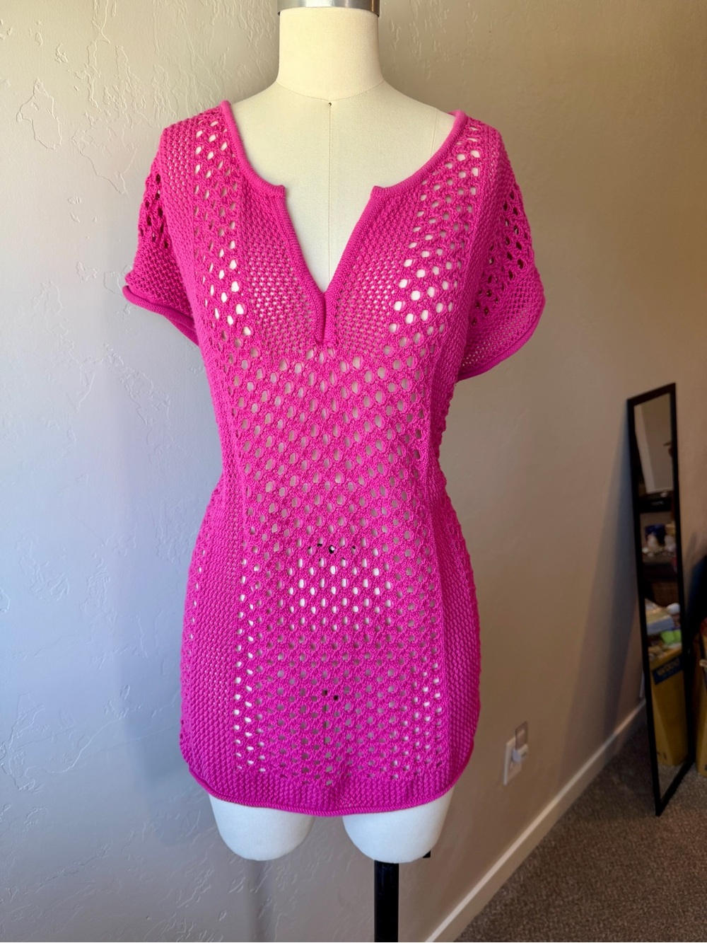 VTG CARIBBEAN JOE Hot Pink Crochet Knit Beach Cover-Up Poncho Tunic - L